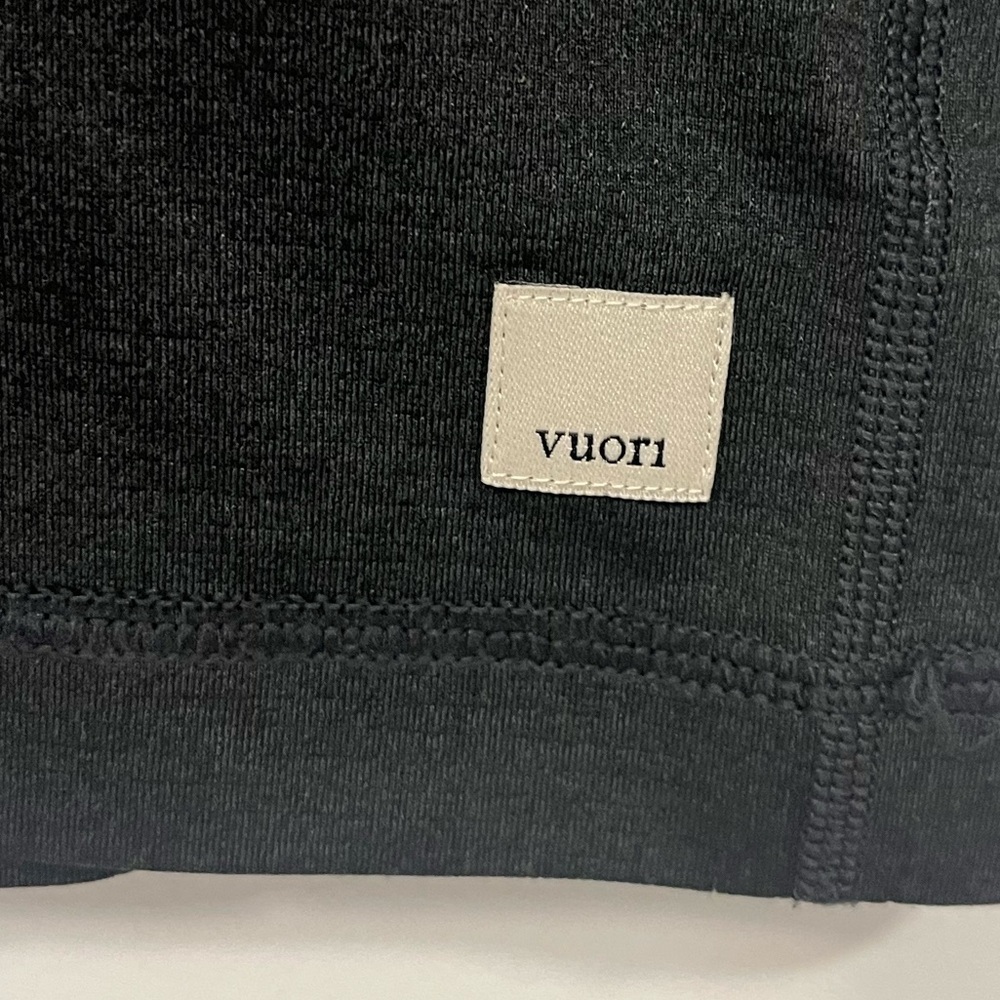Vuori Mens Tradewind Performance Short Sleeve Tee Shirt 2.0 Black Heather L - Picture 10 of 11